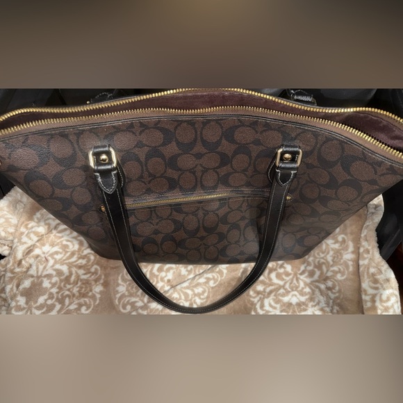 Coach Black and Brown Signature Tote - Picture 2 of 12